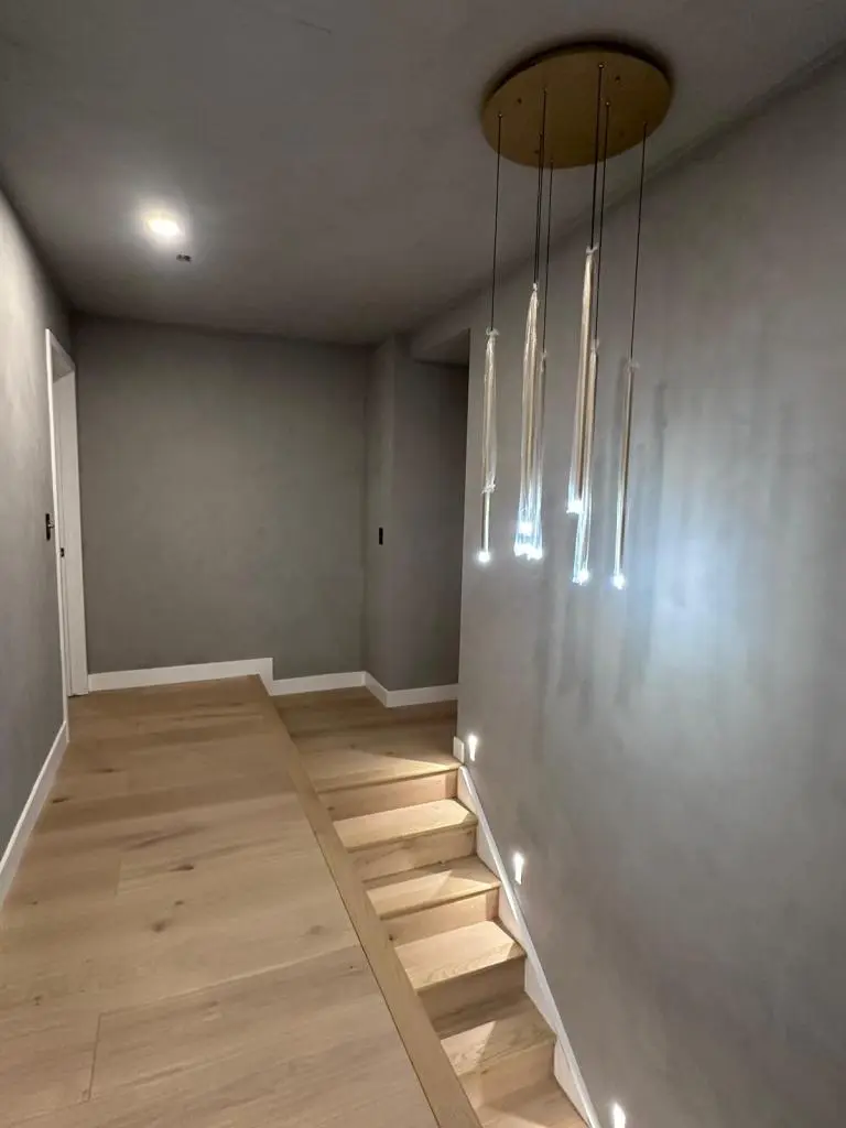 CD REMODELING INC 37